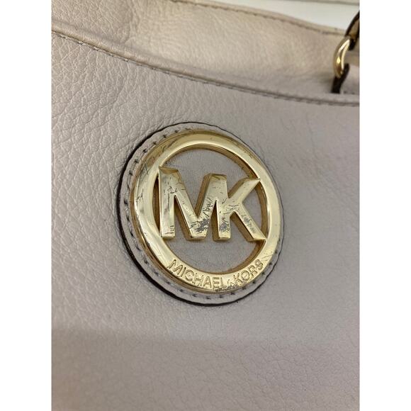 MICHAEL KORS, SMALL CREAM / TAN LEATHER CROSSBODY BAG (ASIS) - Picture 4 of 13